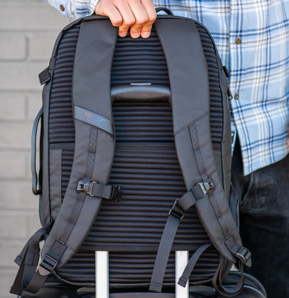EOS 22L BACKPACK (On-Demand)